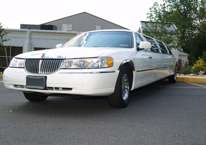 Lincoln Stretch Limo Oakland