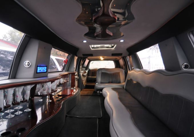 Lincoln Stretch Limo Oakland